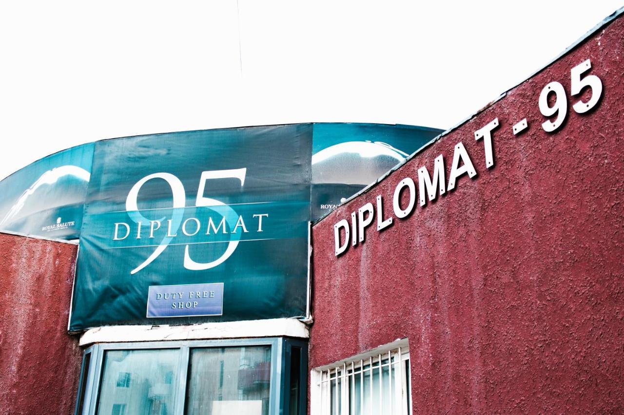 Diplomat Noble Hotel Ulaanbaatar Exterior foto